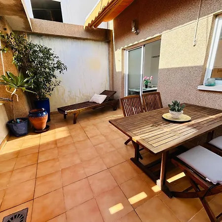 公寓 Lovely Penhouse In With Parking 阿利坎特