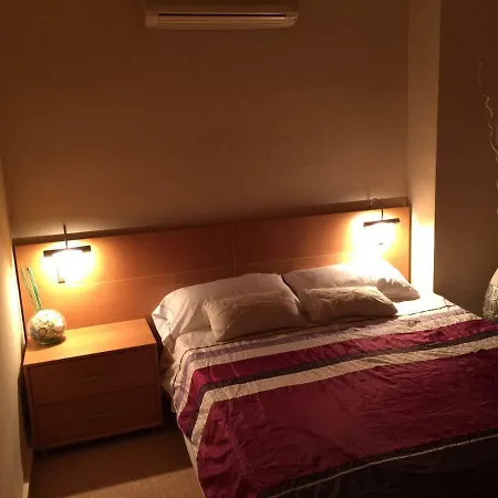 Апартаменты Lovely Penhouse In With Parking
