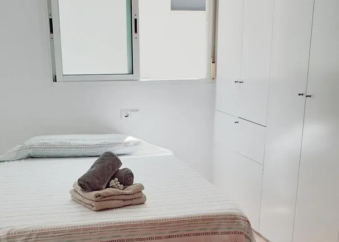 公寓 Lovely Penhouse In With Parking 阿利坎特