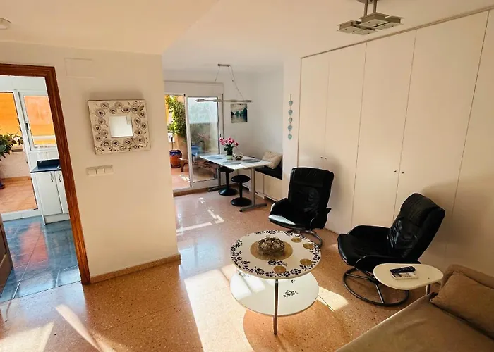 Lovely Penhouse In With Parking 阿利坎特