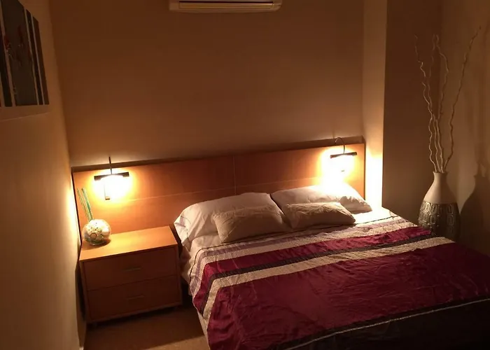 公寓 Lovely Penhouse In With Parking